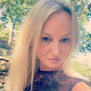 Meet your Posher, Lo